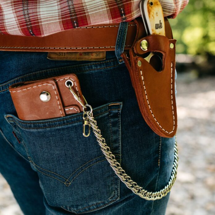 Why Every Biker Wallet Needs To Have A Chain - Green Poison