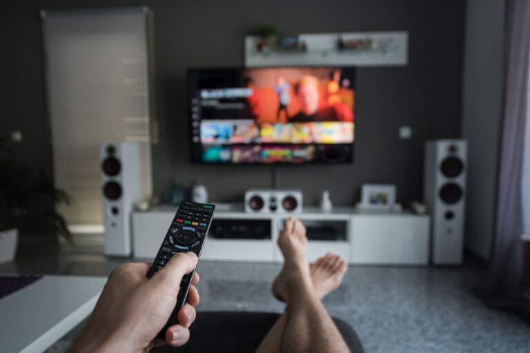5 Ways to Know if You've Got TV Reception Problems Green Poison