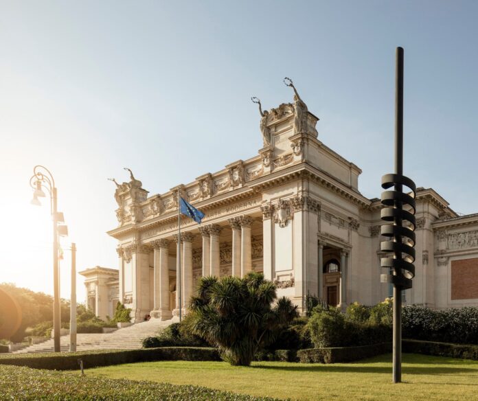 La Galleria Nazionale In Rome 696x584 