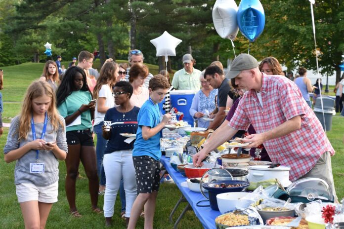 Picnic Day school fundraiser