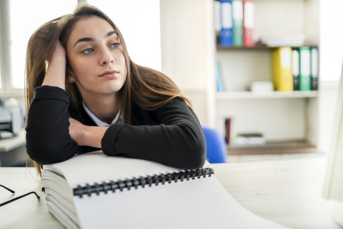 Common-Student-Mistakes-to-avoid-student-procrastinating