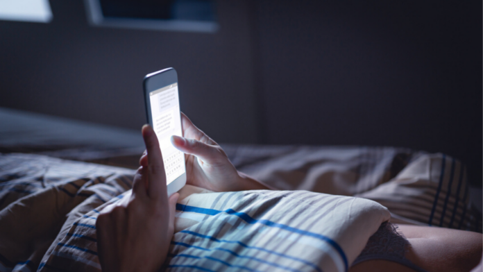 Limiting Screen Time Before Bed for better sleep quality