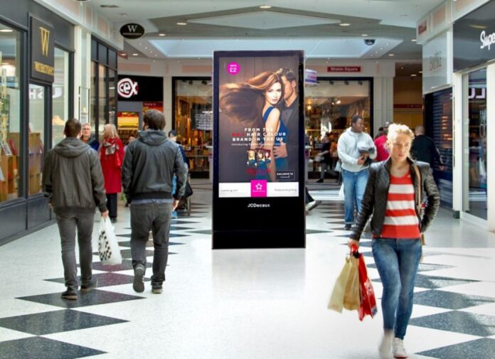 Placement and Design of marketing signage 